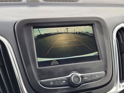 Used 2019 Chevrolet Equinox LT image 17