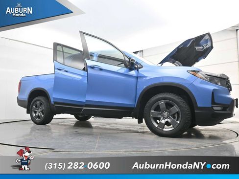 Used 2024 Honda Ridgeline TrailSport image 31
