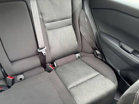 Used 2025 Nissan Rogue SV AWD/4WD image 34