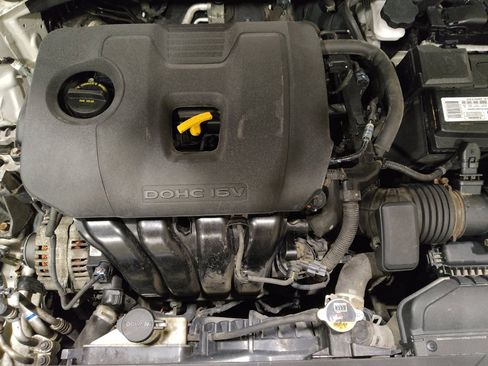 Used 2019 Kia Forte LXS image 30