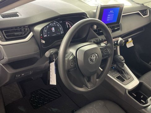 New 2025 Toyota RAV4 XLE image 10