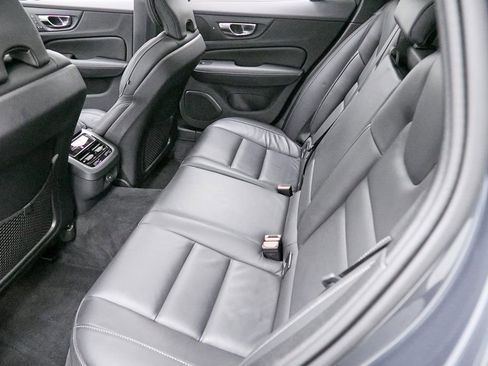 Certified 2024 Volvo V60 B5 Cross Country Ultimate image 22