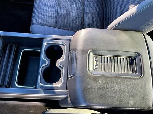 Used 2018 Chevrolet Silverado 1500 LT w/ All Star Edition image 19