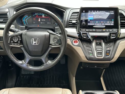 Used 2018 Honda Odyssey EX-L image 16