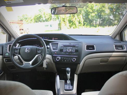 Used 2014 Honda Civic LX image 14