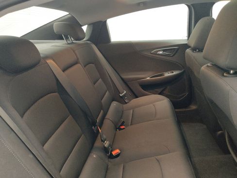 Used 2024 Chevrolet Malibu LT FWD image 19