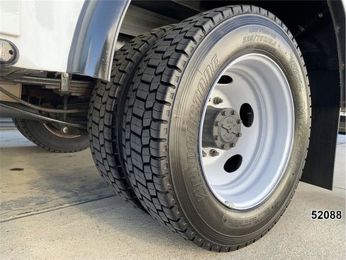 Used 2022 Ford F550 4x4 Regular Cab Super Duty image 22