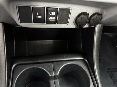 Used 2014 Toyota Tacoma 4x4 Double Cab image 36