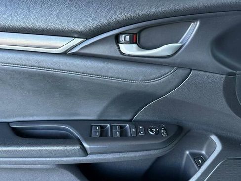 Used 2019 Honda Civic EX-L image 11