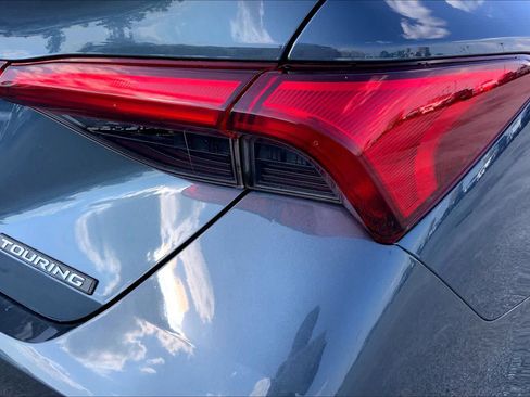 Used 2019 Toyota Avalon Touring w/ Advanced Safety Package FWD image 30