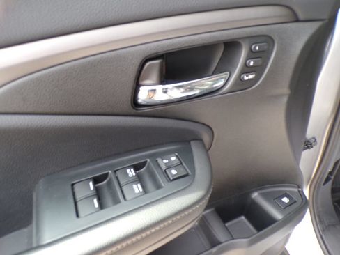 Used 2023 Honda Ridgeline RTL-E image 24
