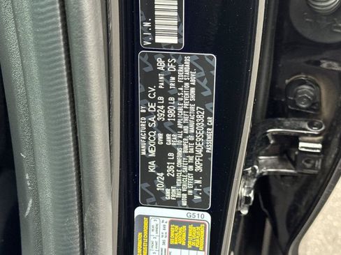 Certified 2025 Kia K4 EX FWD image 29