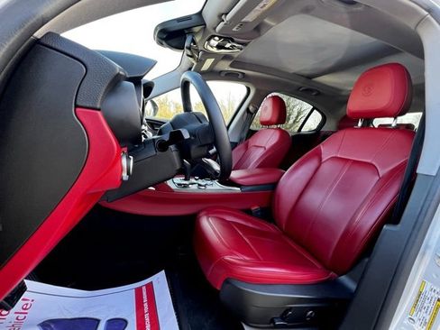 Used 2020 Alfa Romeo Stelvio Ti w/ Nero Edizione image 15
