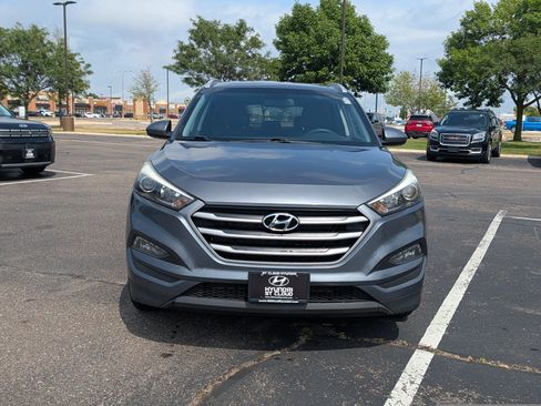 Used 2017 Hyundai Tucson SE w/ SE Popular Package 02 AWD/4WD image 8