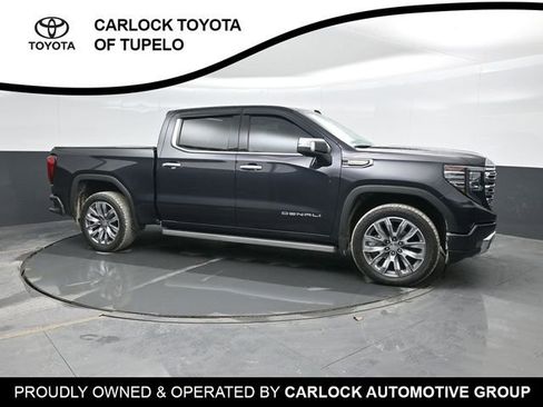 Used 2022 GMC Sierra 1500 Denali w/ Denali Reserve Package image 5