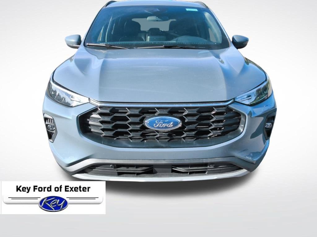 Used 2025 Ford Escape ST-Line Select AWD/4WD image 4