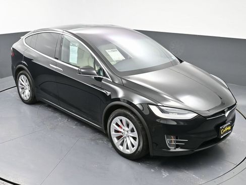Used 2021 Tesla Model X Performance image 47