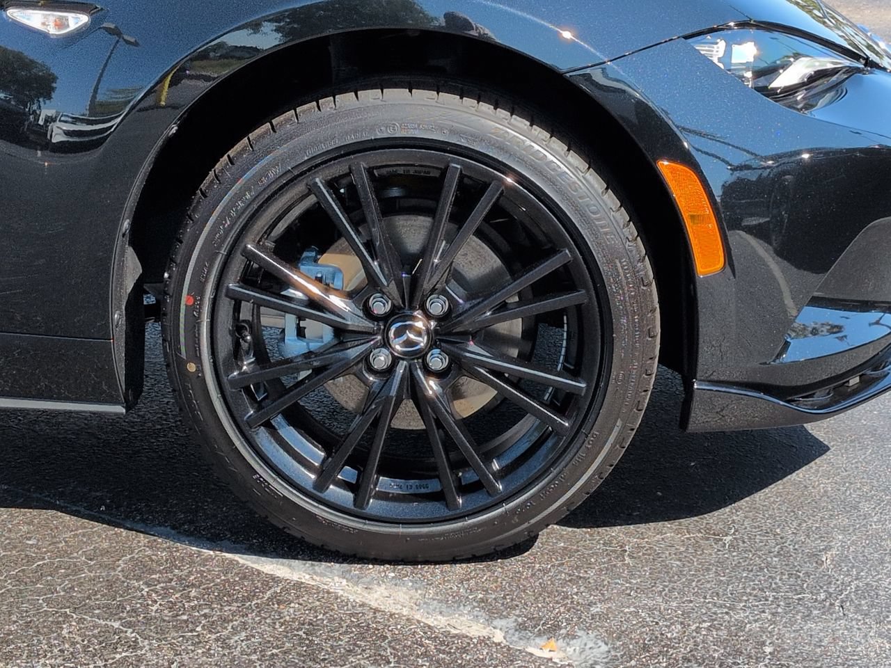 New 2026 MAZDA MX-5 Miata Club w/ Interior Package RWD image 11