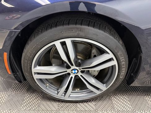 Used 2019 BMW 740i w/ M Sport Package RWD image 21