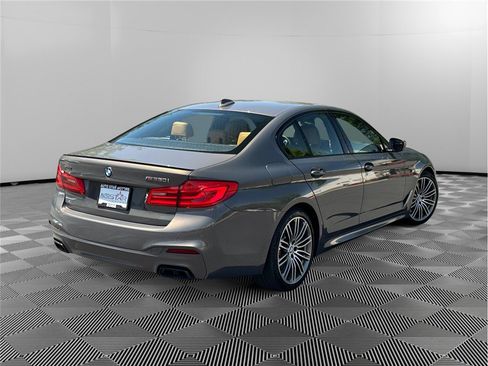 Used 2020 BMW M550i xDrive w/ Executive Package AWD/4WD image 5