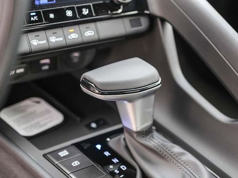 New 2026 Hyundai Elantra Sport FWD image 23