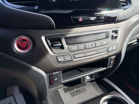 Certified 2023 Honda Passport TrailSport image 35