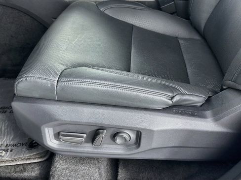 Used 2025 Toyota Tundra SR5 w/ SR5 Premium Package AWD/4WD image 24