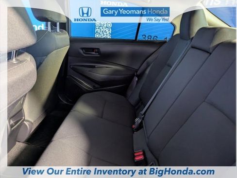 Used 2022 Toyota Corolla LE image 18