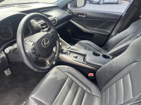 Used 2015 Lexus IS 250 image 9