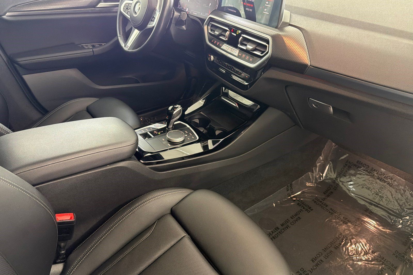 Used 2024 BMW X3 sDrive30i w/ M Sport Package RWD image 33