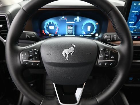 Used 2025 Ford Bronco Sport Outer Banks w/ Outer Banks Tech Package+ image 15