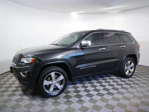 Used 2014 Jeep Grand Cherokee Overland AWD/4WD image 5