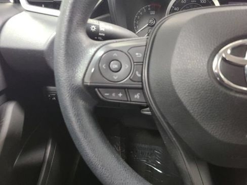 Used 2021 Toyota Corolla LE FWD image 24