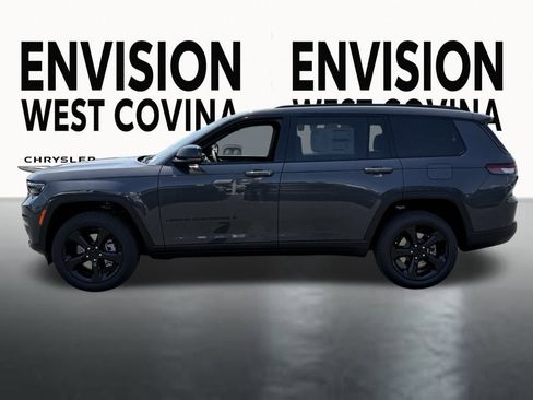 New 2025 Jeep Grand Cherokee L Limited w/ Black Appearance Package image 5