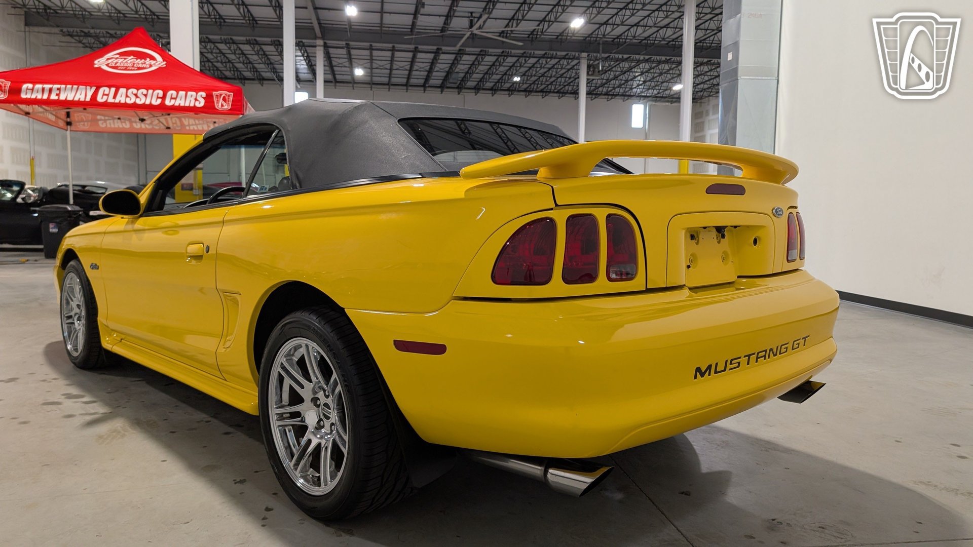 Used 1998 Ford Mustang GT RWD image 9