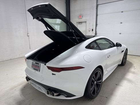 Used 2024 Jaguar F-TYPE R image 35