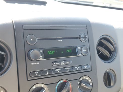 Used 2007 Ford F150 STX image 24