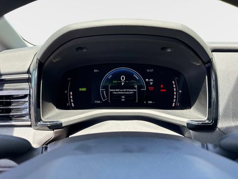 Used 2025 Toyota Camry LE image 26