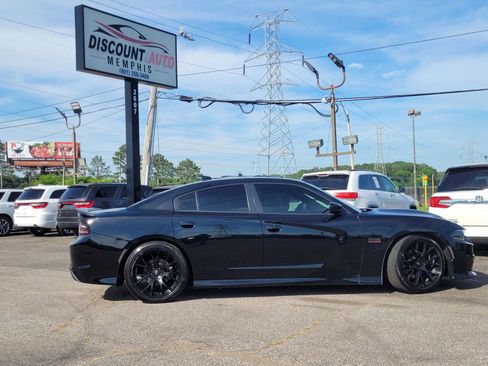 Used 2020 Dodge Charger R/T w/ Blacktop Package RWD image 15