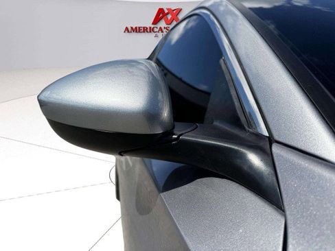 Used 2019 Honda Accord LX image 9