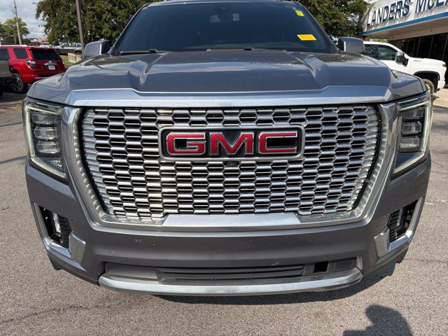Used 2022 GMC Yukon XL Denali AWD/4WD image 9