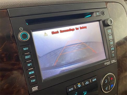 Used 2012 GMC Yukon XL Denali image 9