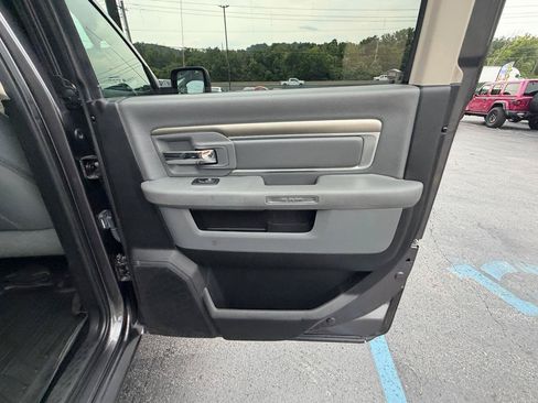 Used 2016 RAM 1500 Big Horn AWD/4WD image 33