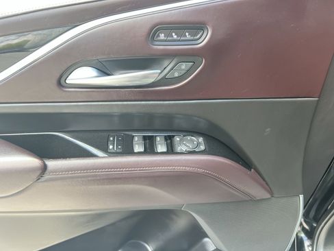 Used 2023 Cadillac Escalade ESV Sport Platinum AWD/4WD image 23