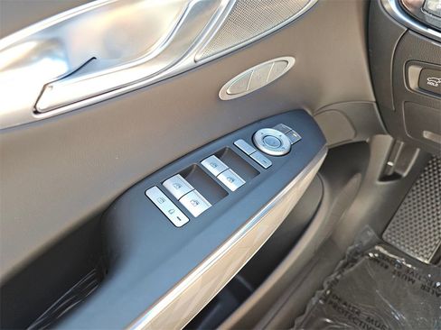 Used 2025 Genesis GV70 3.5T Sport w/ Sport Advanced Package image 32