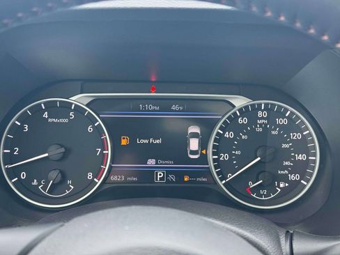 Certified 2025 Nissan Sentra SR w/ SR Premium Package image 26