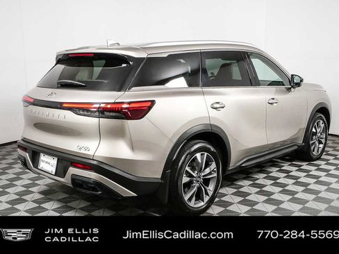 Used 2025 INFINITI QX60 Luxe FWD image 3