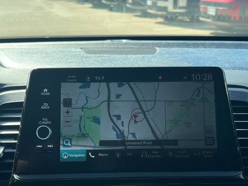 Used 2025 Honda Odyssey Touring image 34