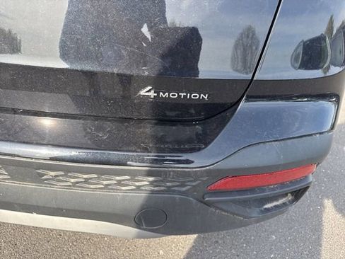 Used 2024 Volkswagen Taos S image 6