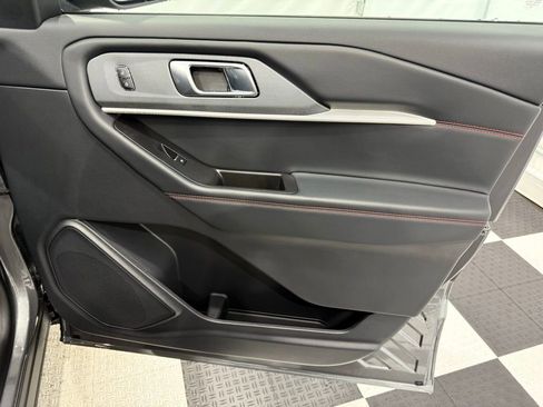 New 2026 Ford Explorer ST-Line w/ ST-Line Street Pack image 23